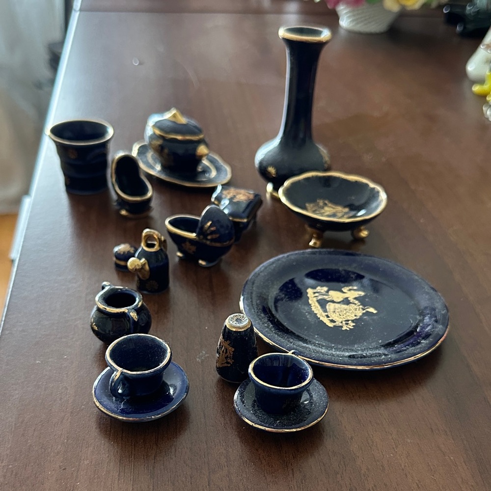 Vintage Limoges Cobalt Dark Blue and Gold Miniature Set.14 pieces